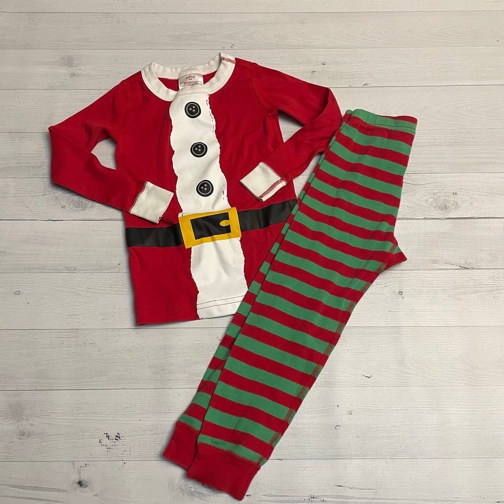 Hanna‎ andersson santa pajamas 100/4